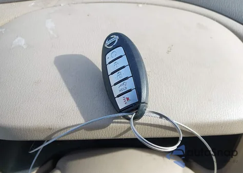 2014 Nissan Pathfinder Platinum z USA, uszkodzony, nr VIN 5N1AR2MM3EC613301